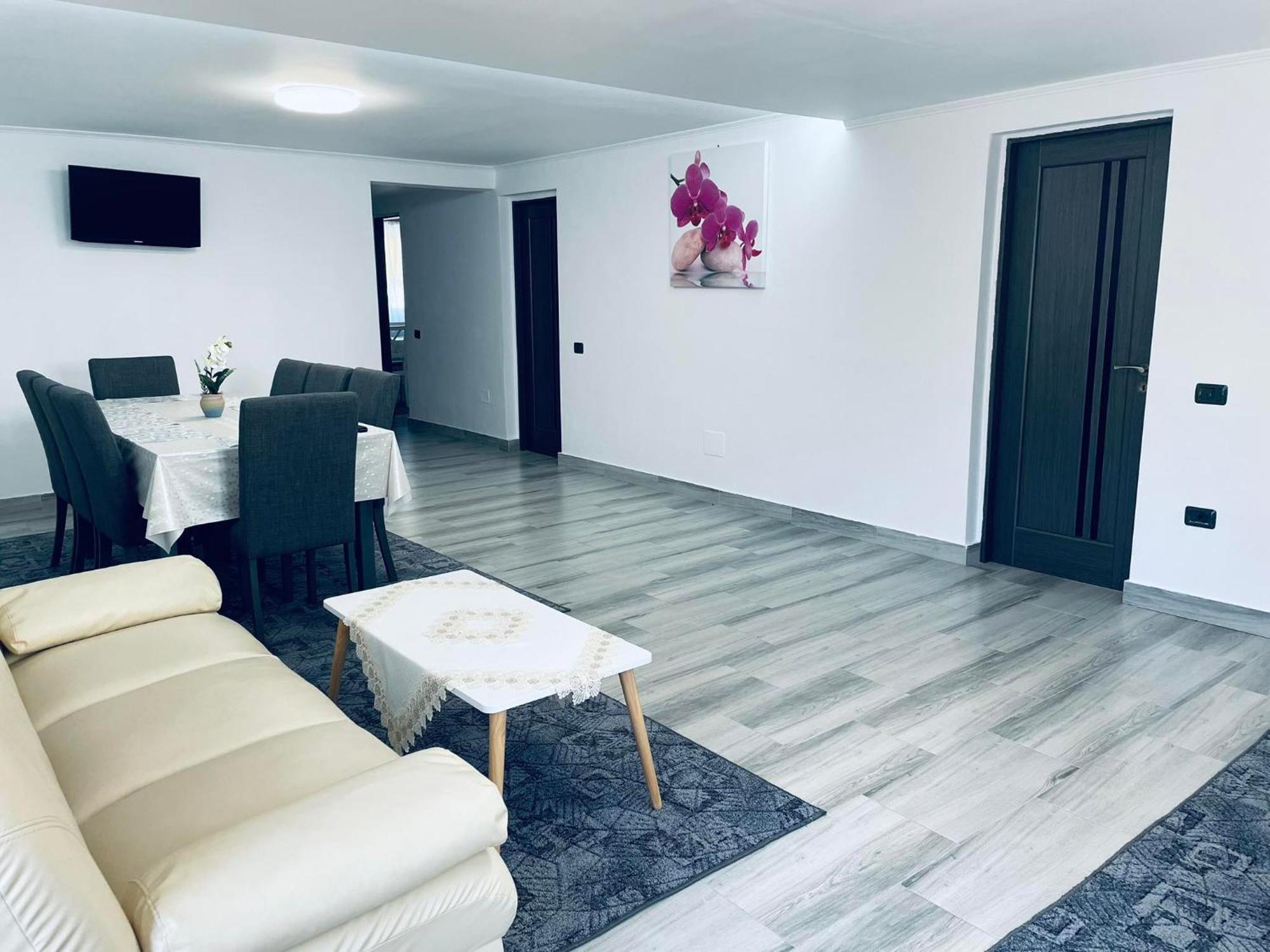 Casa Daya Aparthotel Statjunea Borsa Bagian luar foto